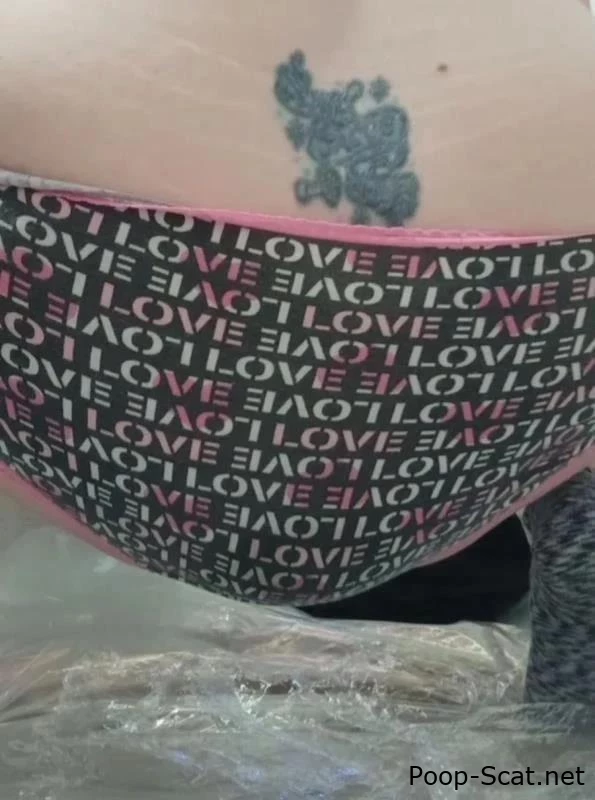 Panty fill and show(2) - Sexyseller4u - Scat Eating, Sexyscatforyou, Deliciously Shit