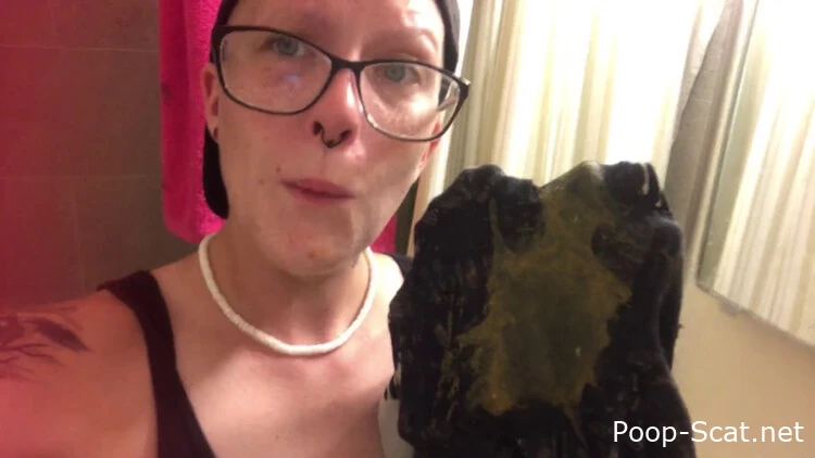 Accidental Shart Cleaned by Tongue - Scat Masturbation, Big Poop, Ew Scat