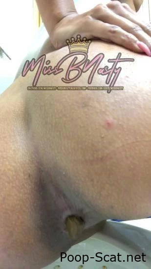 Relief and Smear with missellie8 1 - Wants to Eat Shit, Lucybelle Eat Shit, Thailand Scat